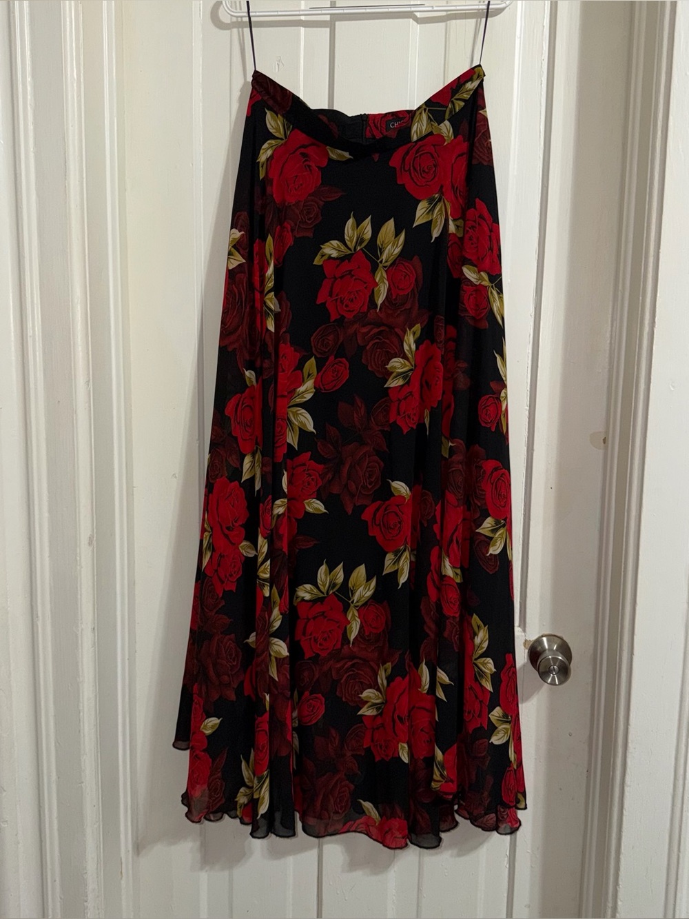 Women's size large skirt Floral A-Line Maxi Skirt in Black with Red Rose Print
